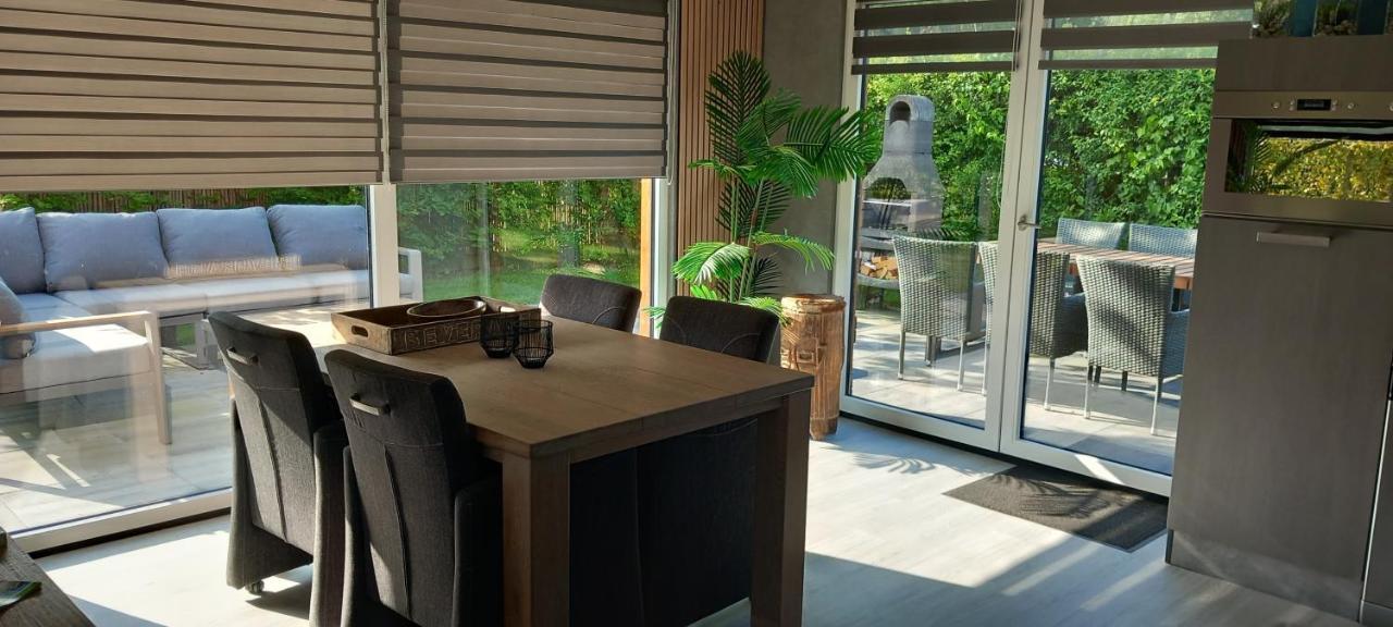 Luxe Recreatie Bungalow No 10 Scherpenisse Dış mekan fotoğraf